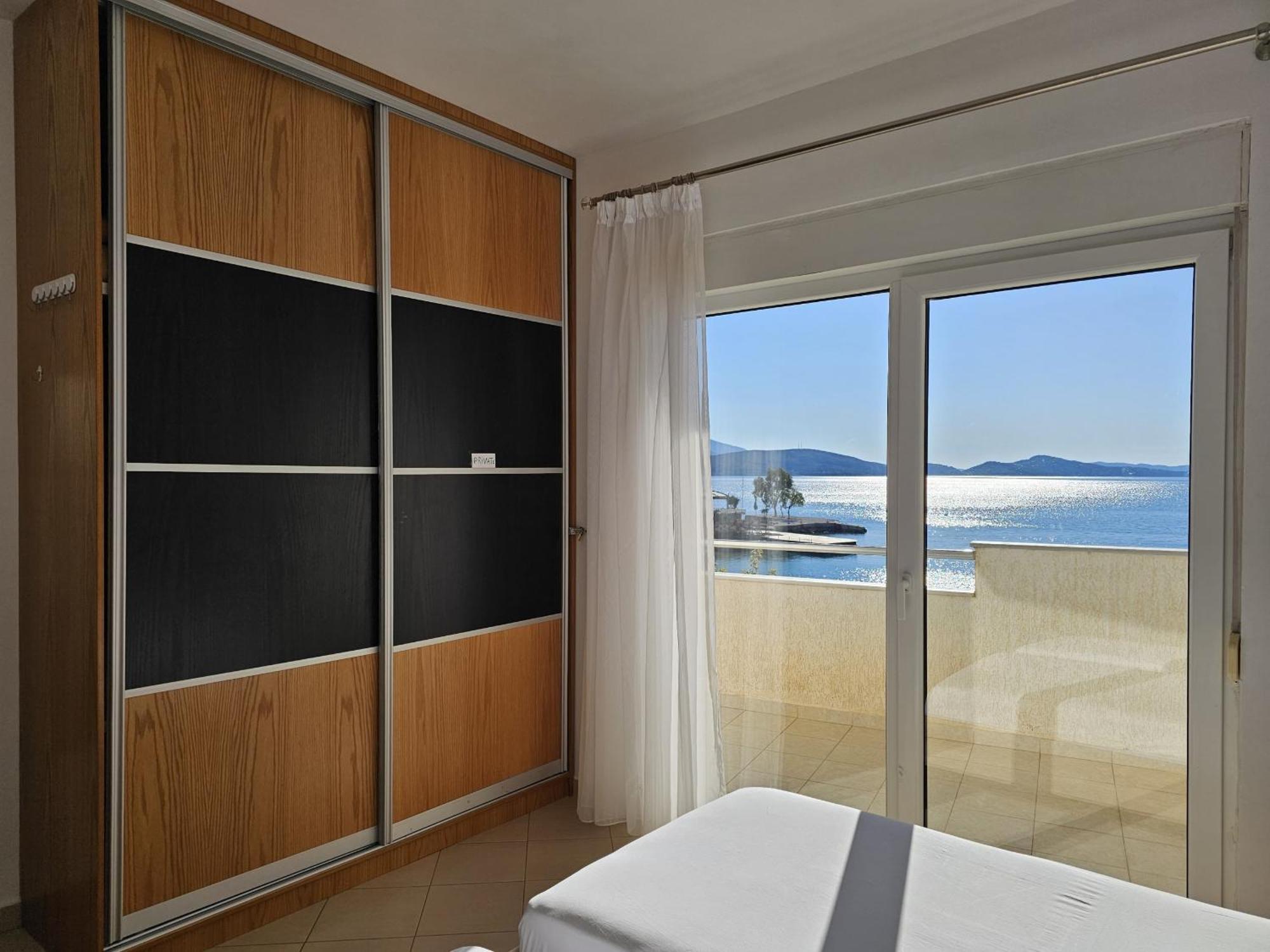 Svein Apartment ซารานเดอ ภายนอก รูปภาพ